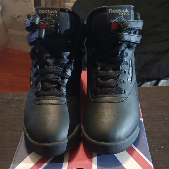 Reebok Rare From 80s/90s Black Gray High-Top Sneakers Mens 6 Womens 7.5 NWT/BOX - Picture 4 of 10